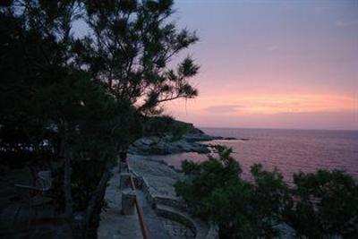 фото отеля Hotel and Studios Cavos Bay