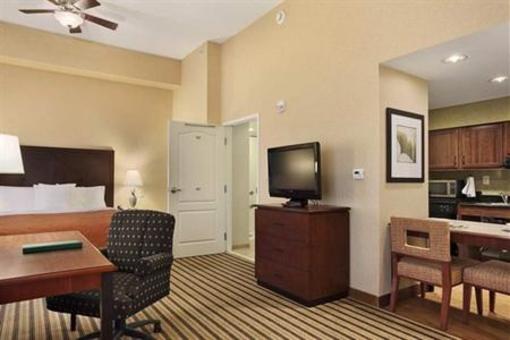 фото отеля Homewood Suites Cleveland Beachwood