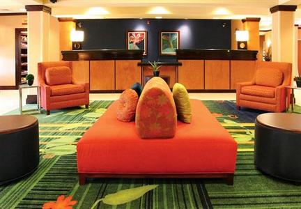 фото отеля Fairfield Inn & Suites Charleston North / Elms Center