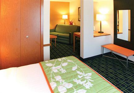 фото отеля Fairfield Inn & Suites Charleston North / Elms Center