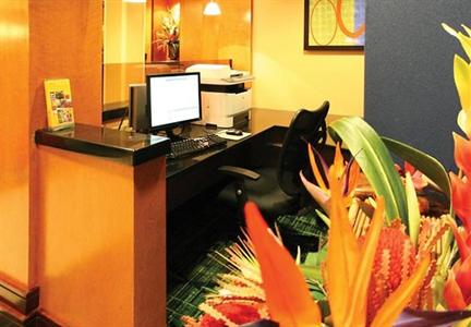 фото отеля Fairfield Inn & Suites Charleston North / Elms Center