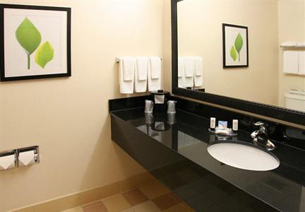 фото отеля Fairfield Inn & Suites Charleston North / Elms Center