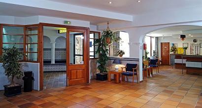 фото отеля Apartamentos Deya