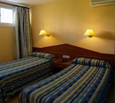 фото отеля Apartamentos Deya