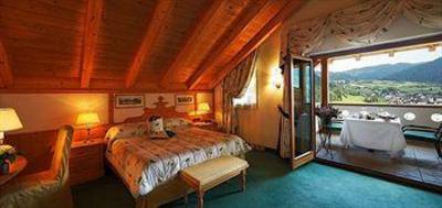 фото отеля Sassongher Hotel