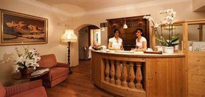 фото отеля Sassongher Hotel