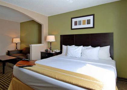 фото отеля Comfort Suites Las Colinas Center