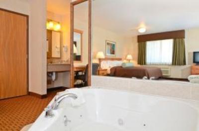 фото отеля Best Western Wittenberg Inn