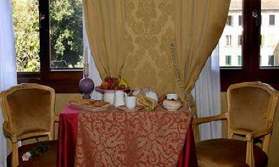 фото отеля La Locanda di Orsaria