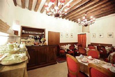 фото отеля La Locanda di Orsaria