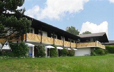 фото отеля Hotel Haus am Berg