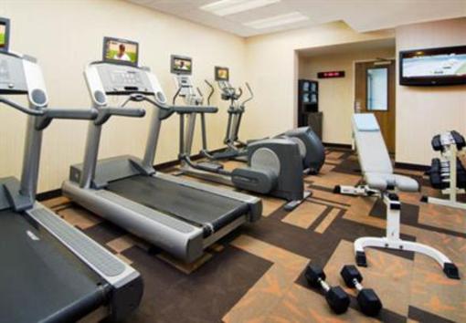 фото отеля Courtyard by Marriott St. Louis Westport Plaza