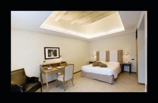 фото отеля Aquapetra Resort & Spa