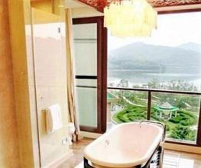 фото отеля Huacheng New Century Resort Ningbo