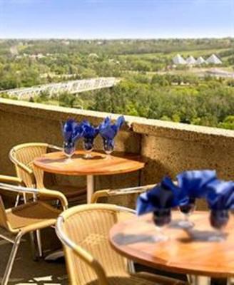 фото отеля Coast Edmonton House