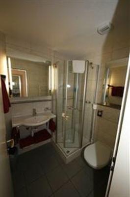 фото отеля Derby Hotel Interlaken