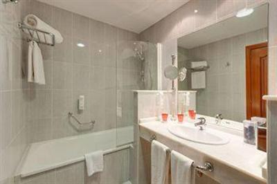 фото отеля Tryp Melilla Puerto