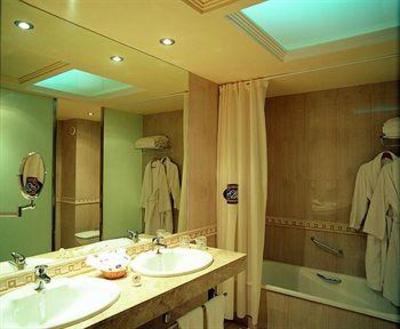 фото отеля Gran Hotel Vecindario Aeropuerto