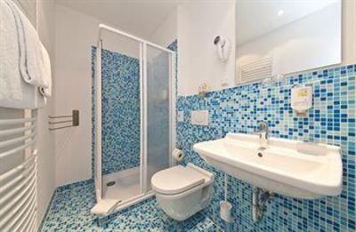 фото отеля Select Hotel am Holstenwall