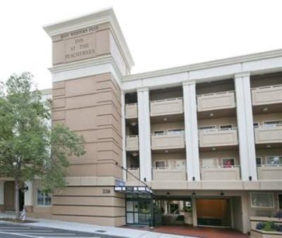 фото отеля BEST WESTERN PLUS Inn at the Peachtrees