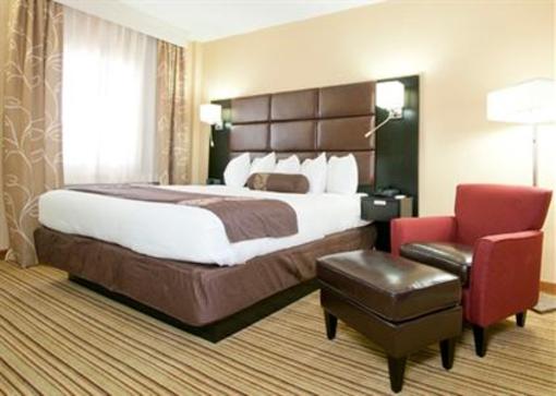 фото отеля BEST WESTERN PLUS Inn at the Peachtrees