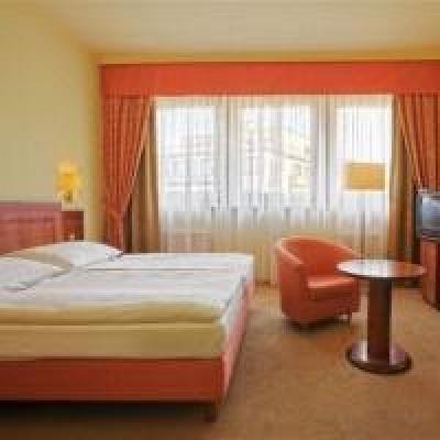 фото отеля BEST WESTERN Hotel Bila Labut