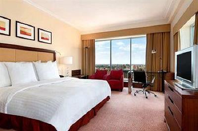фото отеля Hilton Warsaw Hotel and Convention Centre