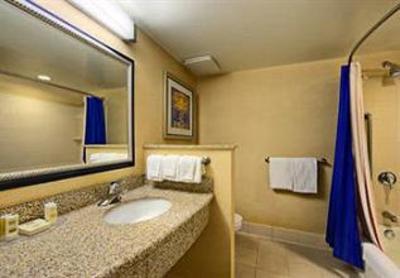фото отеля Courtyard by Marriott Anniston Oxford