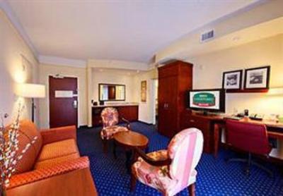 фото отеля Courtyard by Marriott Anniston Oxford