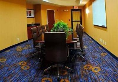 фото отеля Courtyard by Marriott Anniston Oxford