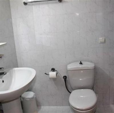 фото отеля Hotel Eleftheria Agia Marina (Crete)
