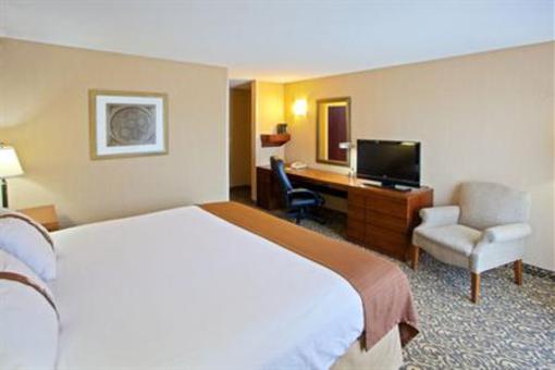 фото отеля Holiday Inn National Airport / Crystal City