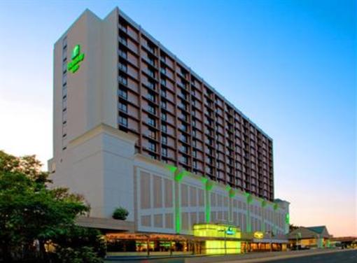 фото отеля Holiday Inn National Airport / Crystal City
