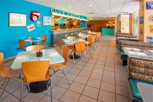фото отеля Holiday Inn National Airport / Crystal City