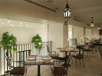 фото отеля UNA Hotel Palace