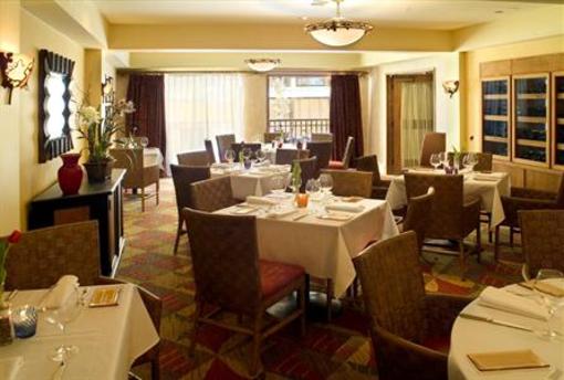 фото отеля Toll House Hotel