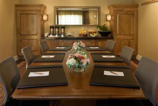 фото отеля Toll House Hotel