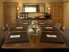 фото отеля Toll House Hotel