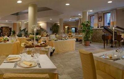 фото отеля Hotel Arathena Olbia