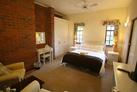 фото отеля Green Gables Guest HouseRivonia Johannesburg