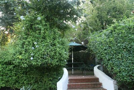 фото отеля Green Gables Guest HouseRivonia Johannesburg