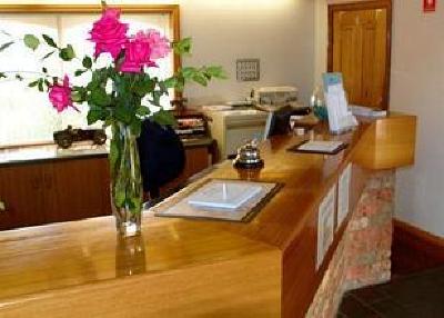 фото отеля Quality Inn Carriage House