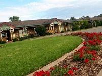 Quality Inn Carriage House