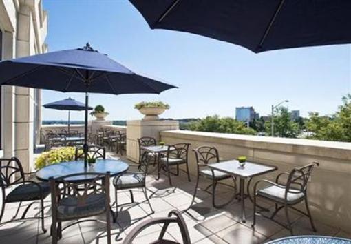 фото отеля Courtyard Tysons Corner Fairfax