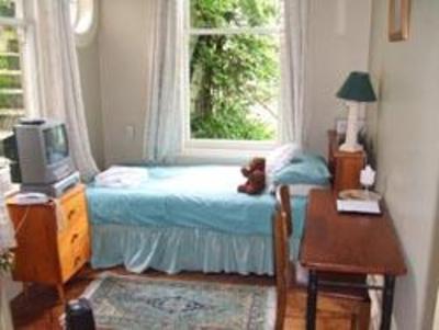 фото отеля Hulmes Court Bed and Breakfast