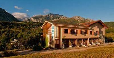 фото отеля Hotel Torrecerredo