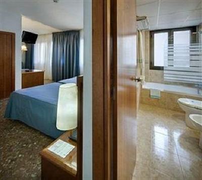 фото отеля Hotel Civera