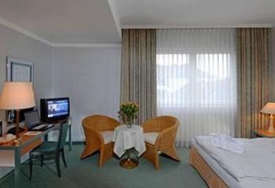 фото отеля Victor's Residenz Hotel Saarlouis