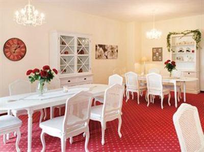 фото отеля Victor's Residenz Hotel Saarlouis