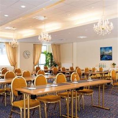 фото отеля Victor's Residenz Hotel Saarlouis